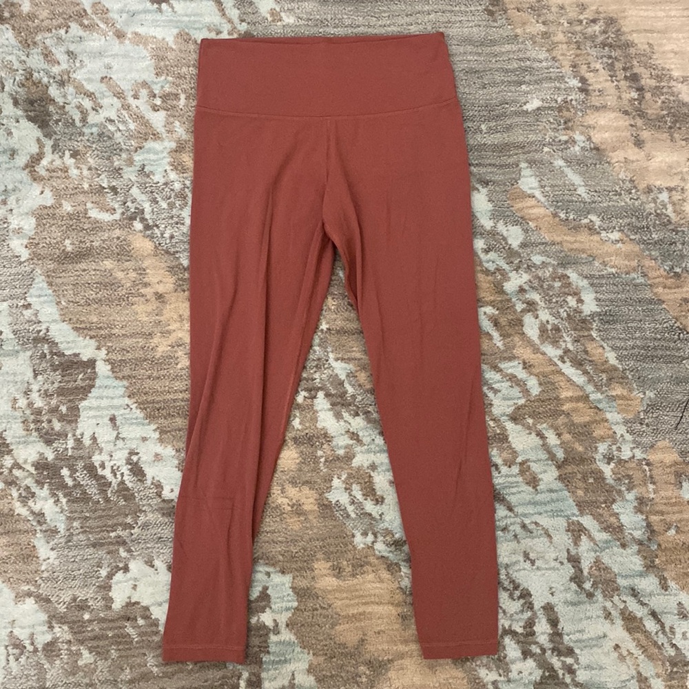 Aritzia TnaBUTTER Cheeky Hi-Rise Legging